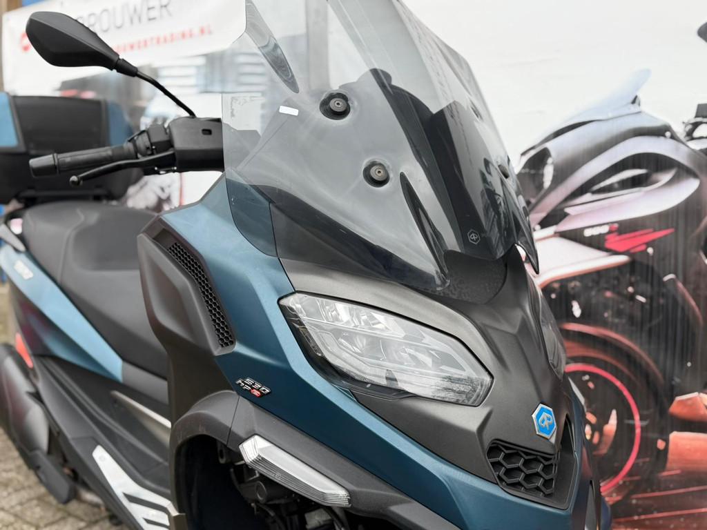 Piaggio MP3 530 HPE Exclusive | Topkoffer | 12 mnd garantie, Motoren, Traction Control, 530 cc, Bedrijf, Overig