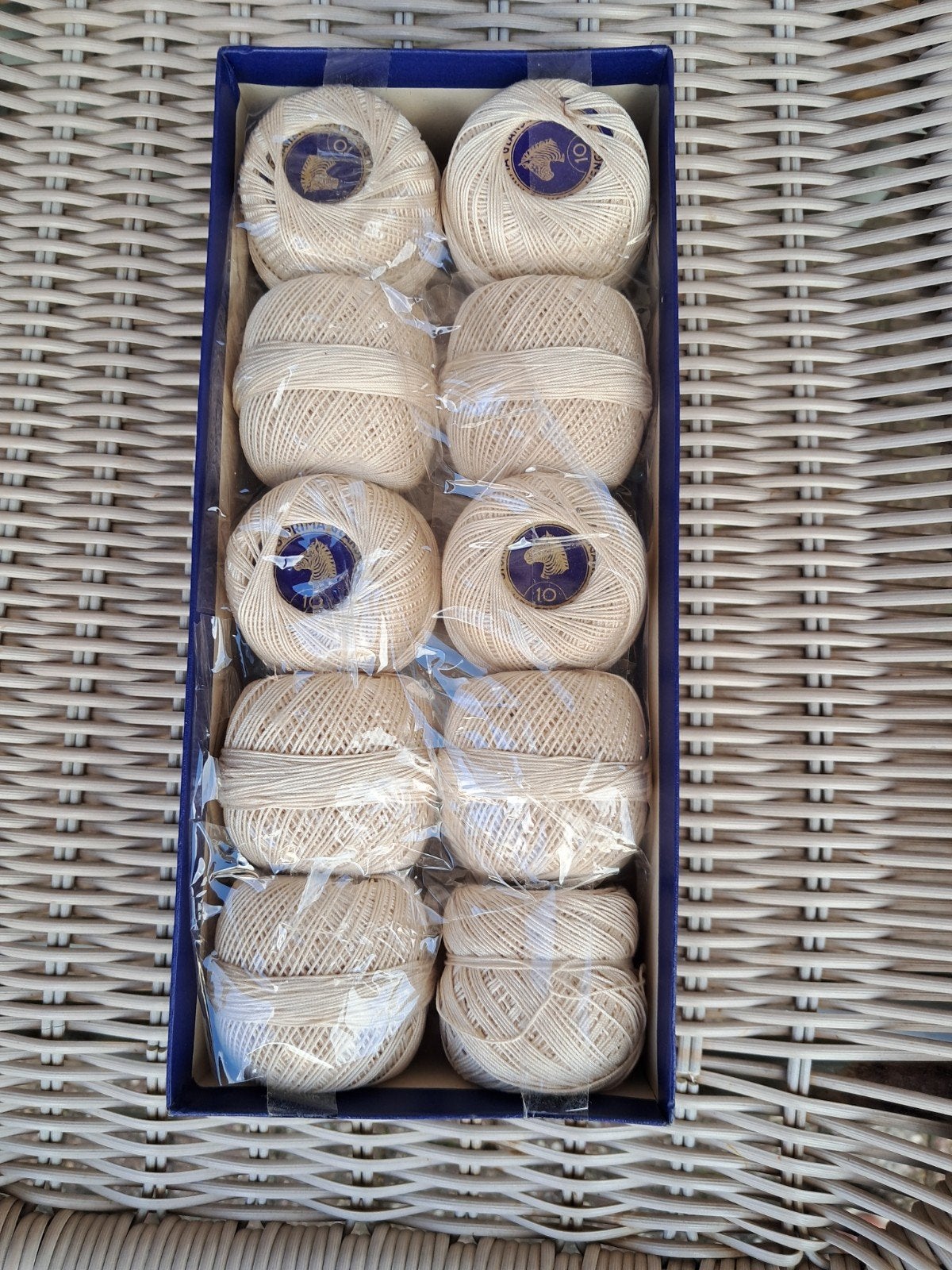 vintage doos met glanskatoen van Bieze Stork Hengelo ecru, Ophalen of Verzenden, Nieuw, Breien of Haken, Wol of Garen