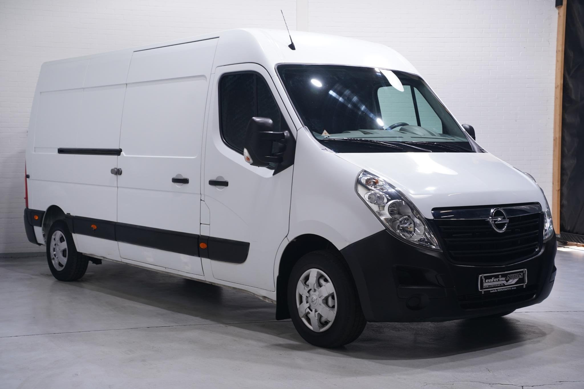 Opel Movano 2.3 CDTI BiTurbo 145pk L3H2 Navi, Airco, PDC, AP, Auto's, Voorwielaandrijving, 145 pk, Stof, Zwart
