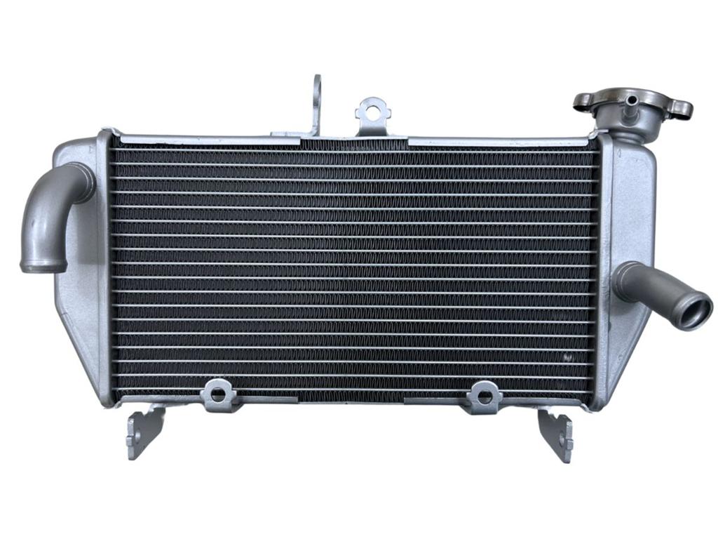 Radiateur Yamaha YZF R3 R25 2014-2018 (YZF-R25 YZF-R3 BR5), Yamaha Motor Europe N.V., Gebruikt, Customersupport@yamaha-motor.co.uk