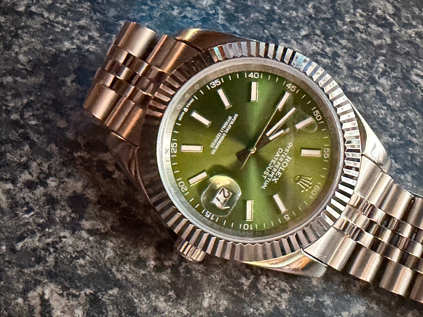 Rolex Oyster in perfecte staat met doos, Staal, Polshorloge, Ophalen of Verzenden, Zo goed als nieuw