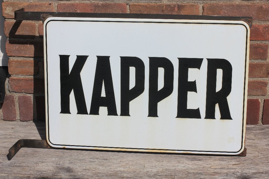 2 emaille borden KAPPER in origineel frame, Antiek en Kunst, Ophalen of Verzenden