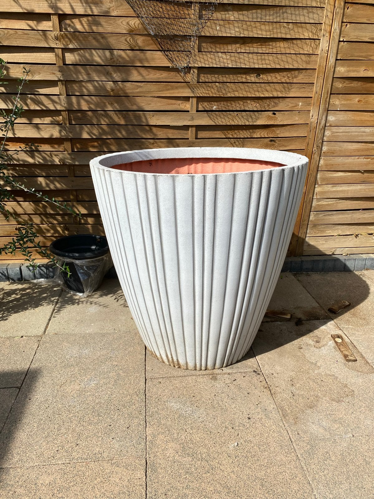 Grote witte bloempot/plantenbak van kunststof, Tuin en Terras, Ophalen, Kunststof, Gebruikt, 40 cm of meer