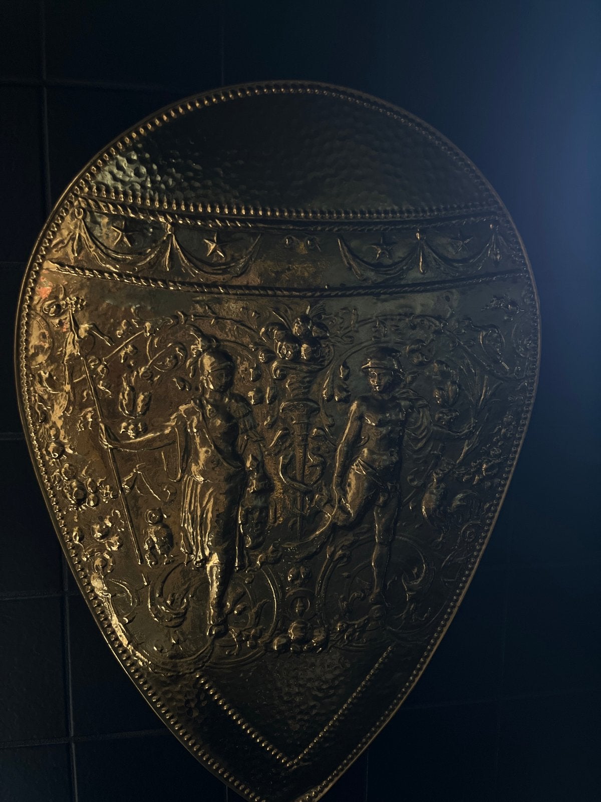 Prachtig Antiek Gouden Schild met Gedetailleerde Reliëfs, Ophalen of Verzenden