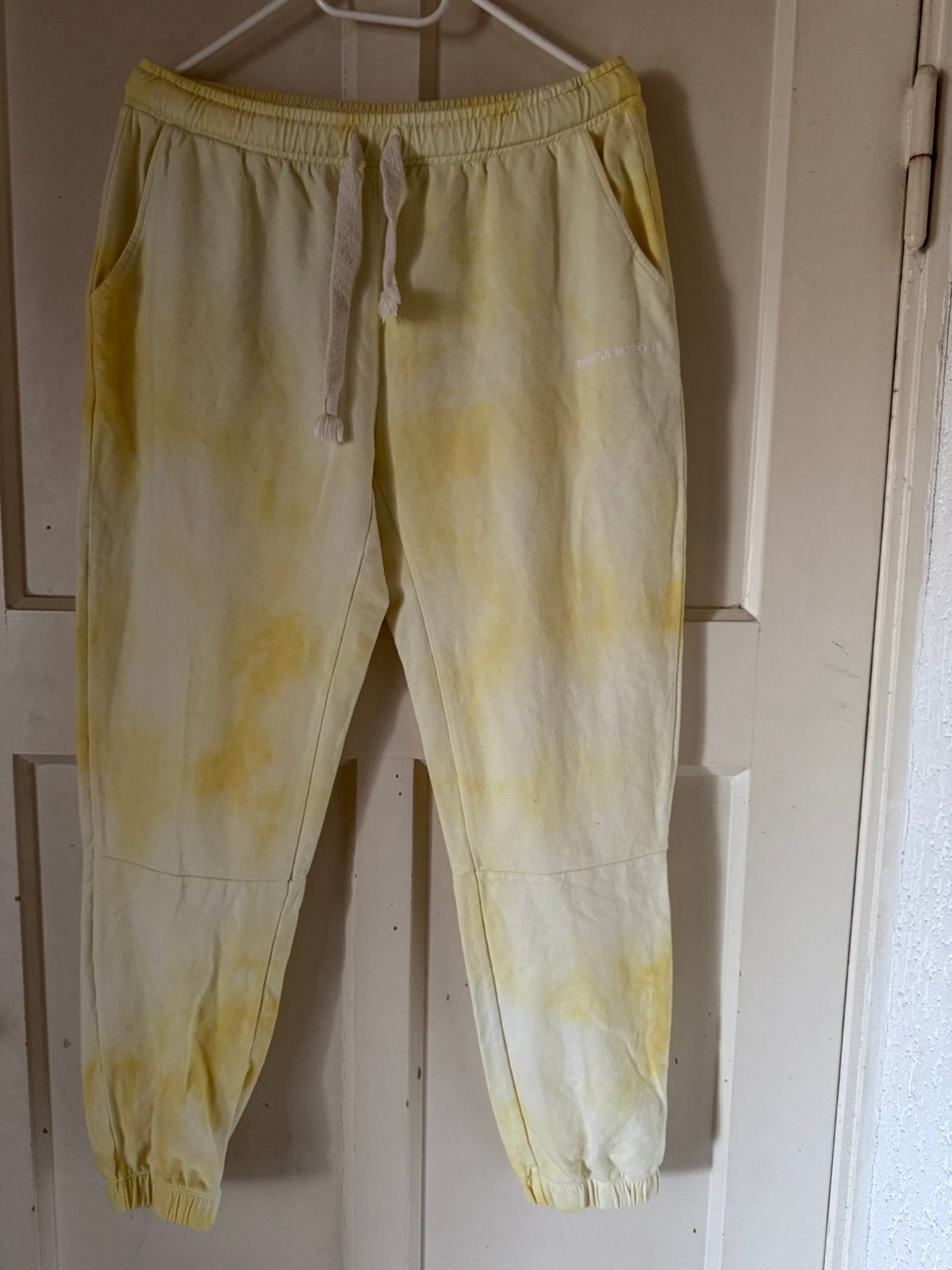 10 Days gele tie dye jogger maat 2, Kleding | Dames, Maat 38/40 (M), Geel, Ophalen of Verzenden, Zo goed als nieuw