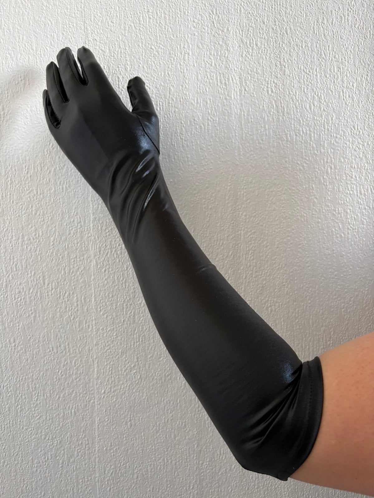 Lange zwarte wetlook handschoenen, Kleding | Dames, Ophalen of Verzenden, Zwart, Body of Korset