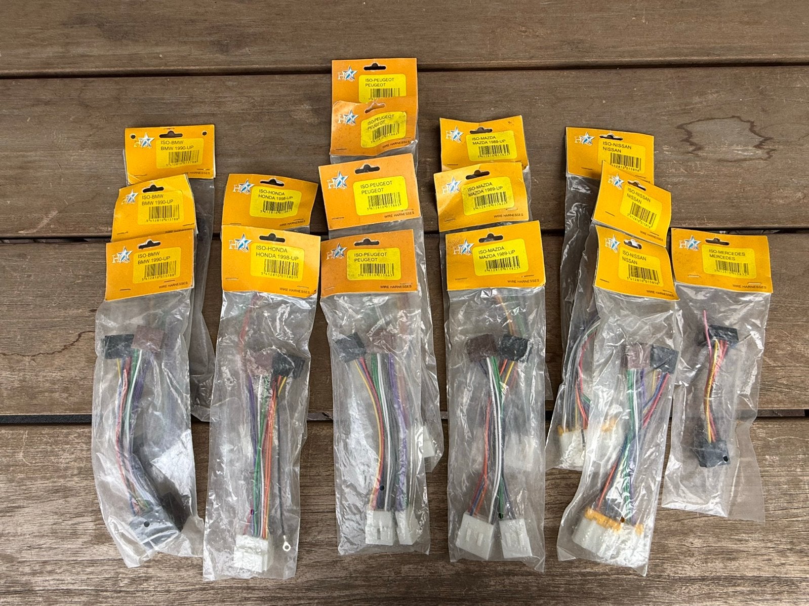 NOS iso din radio stekker bmw peugeot nissan mercedes honda, Ophalen, Nieuw