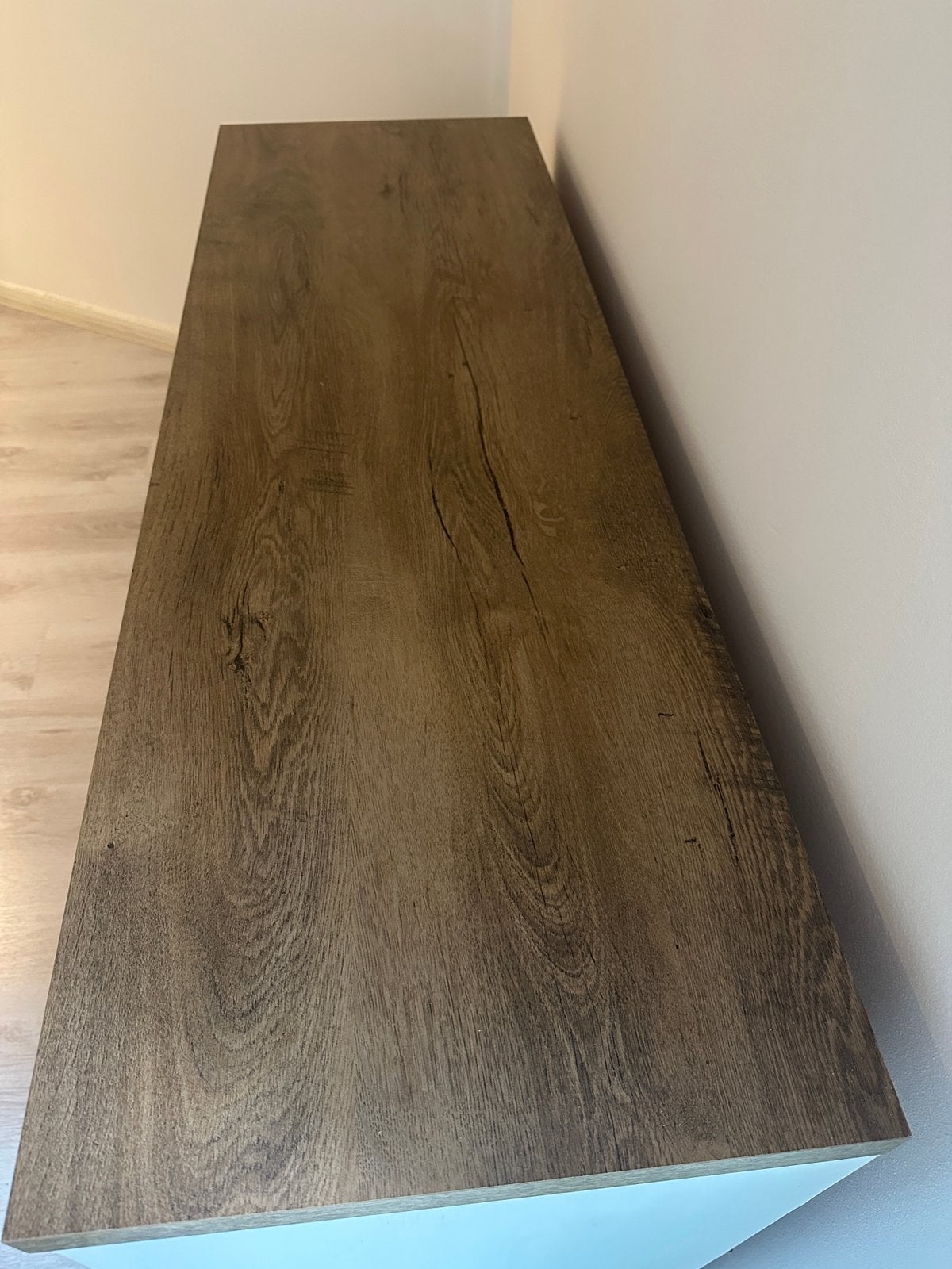 GRATIS dressoir wit en walnoot, Huis en Inrichting, Kasten | Dressoirs, Ophalen, Overige materialen, Gebruikt, 25 tot 50 cm