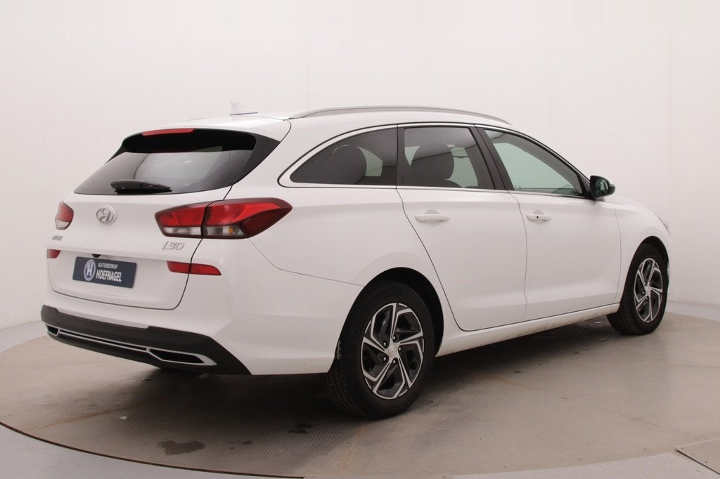 Hyundai I30 Wagon 1.0 T-GDi MHEV Comfort Smart | Cruise cont, Voorwielaandrijving, Automatische klimaatregeling, Stof, Gebruikt