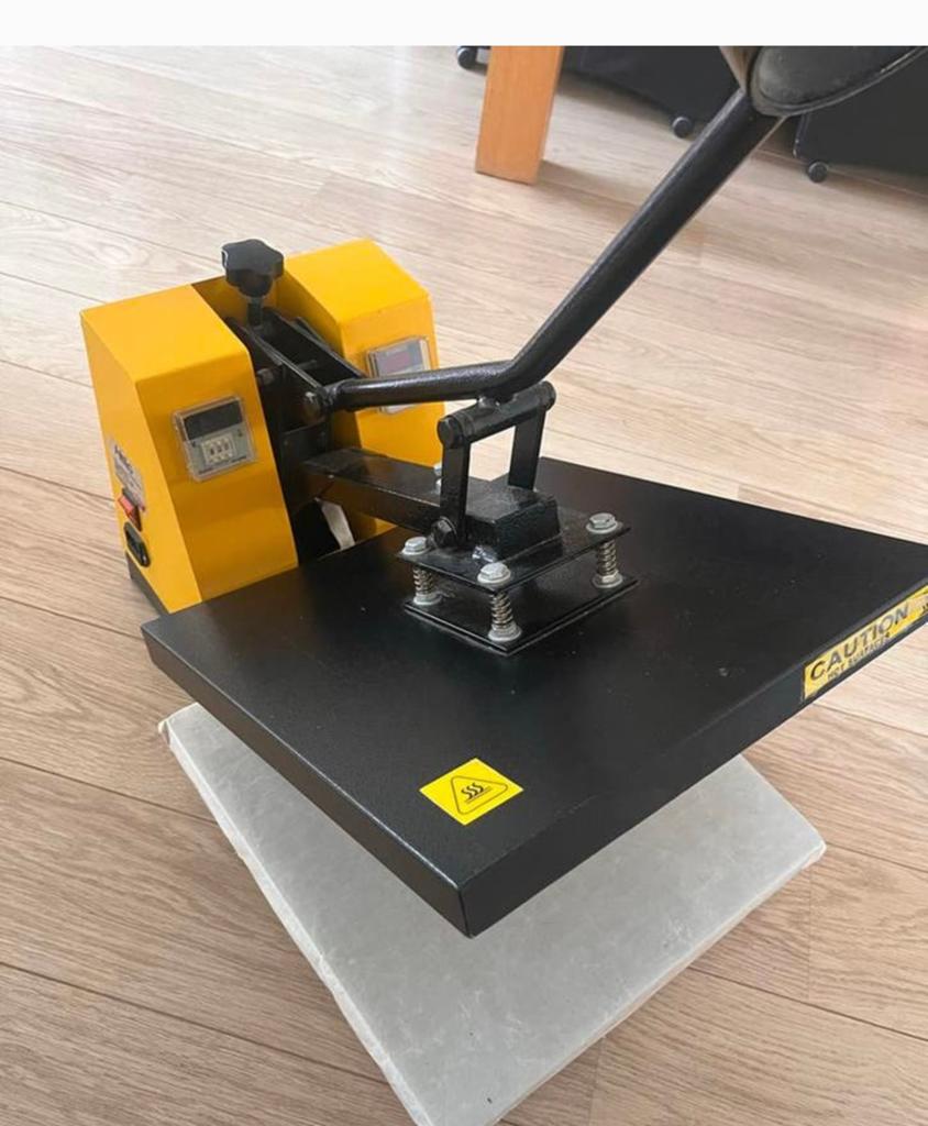 Plotter met hittepers en vinylpakket, Ophalen, Metaal, Zo goed als nieuw, Machine