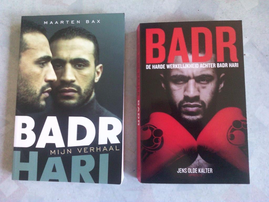 sportboeken- BADR HARI - Kickboksen ( 2 stuks verschillend), Ophalen of Verzenden, Zo goed als nieuw, Vechtsport