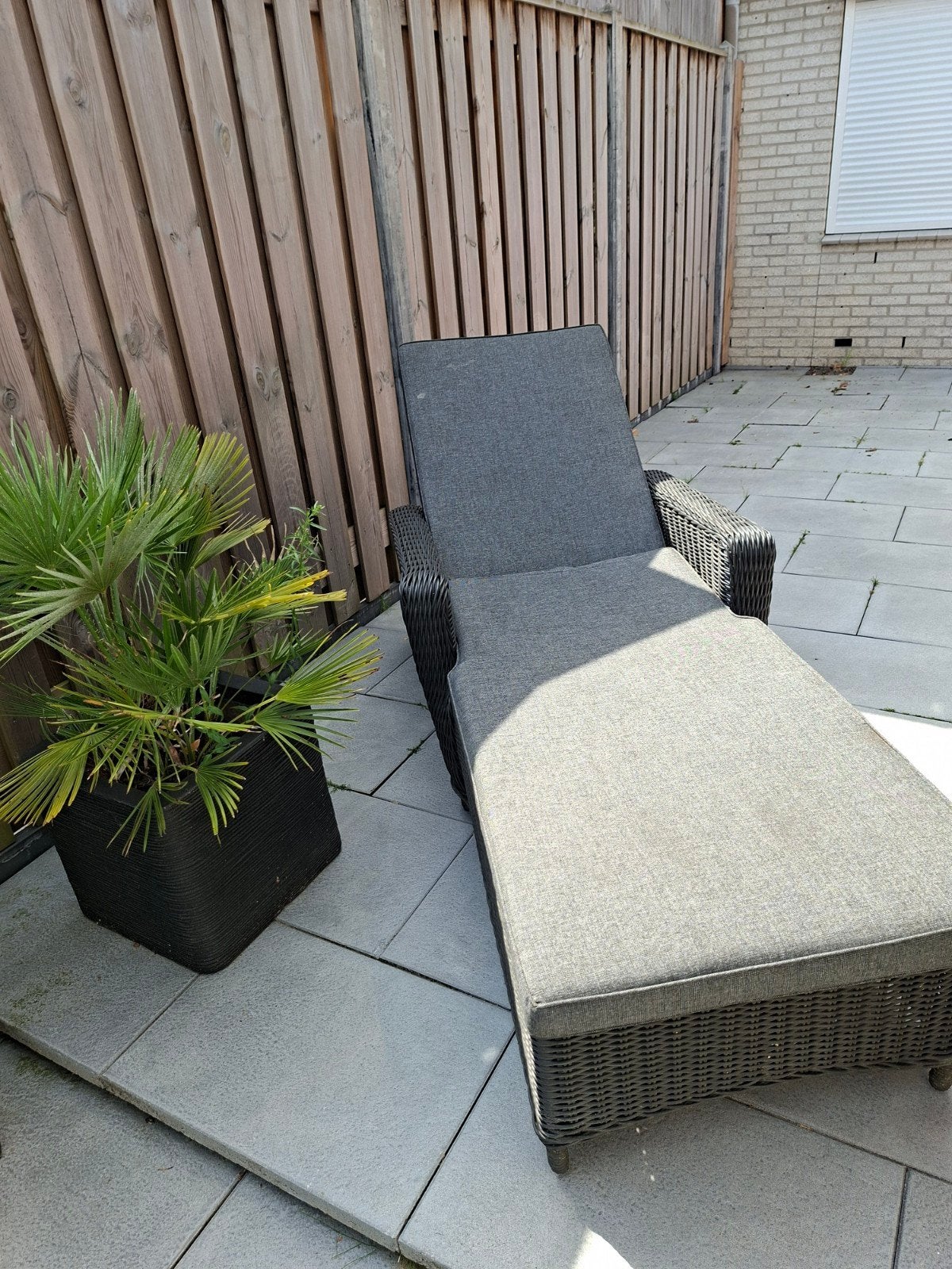 Mooi Ligbed met Kussen!, Tuin en Terras, Ophalen, Zo goed als nieuw, Kunststof, Verstelbaar