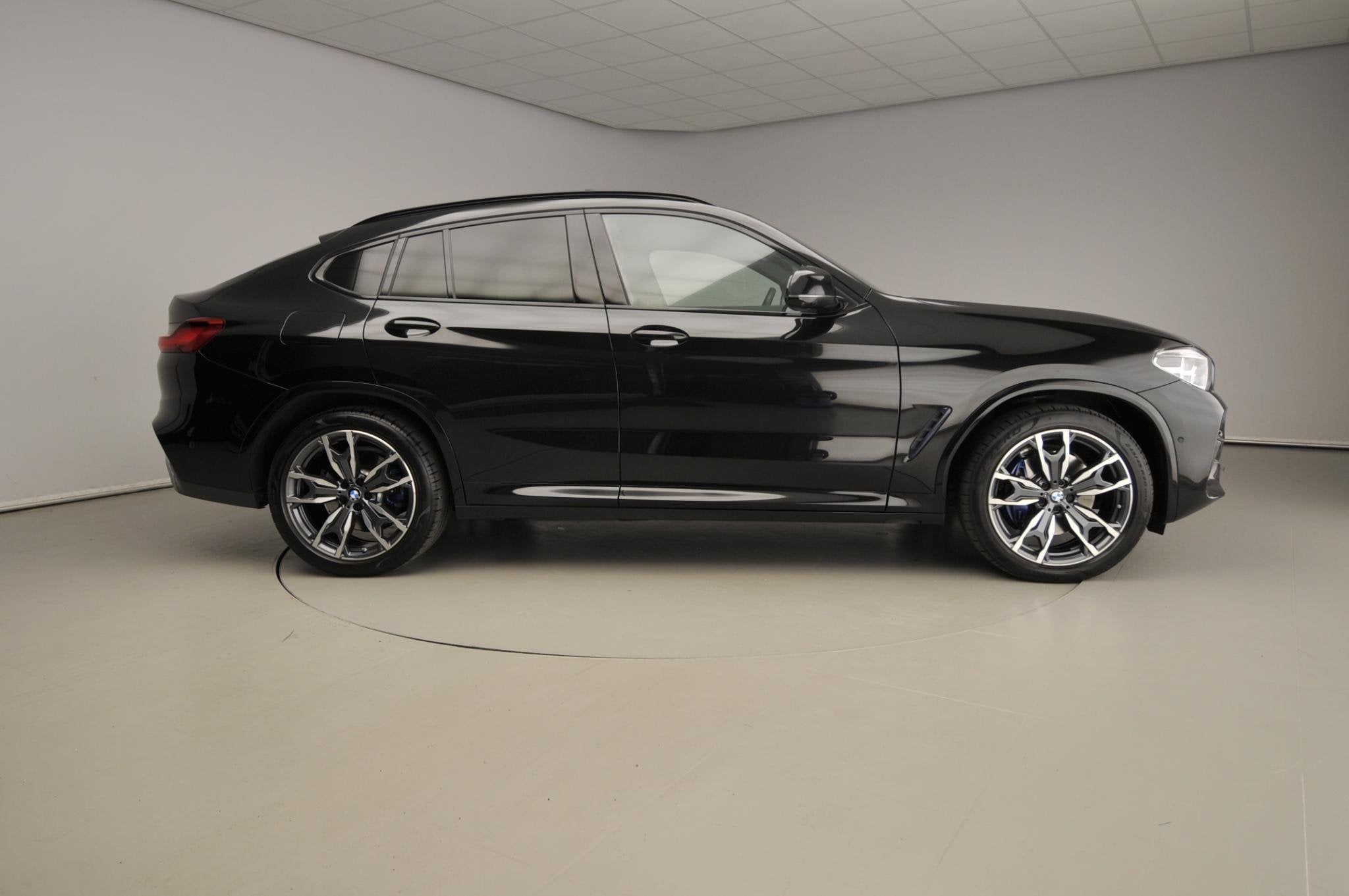 BMW X4 M40i | M-Sportpakket | LED | Leder | HUD | Trekhaak |, Auto's, Euro 6, Zwart, Leder, X4