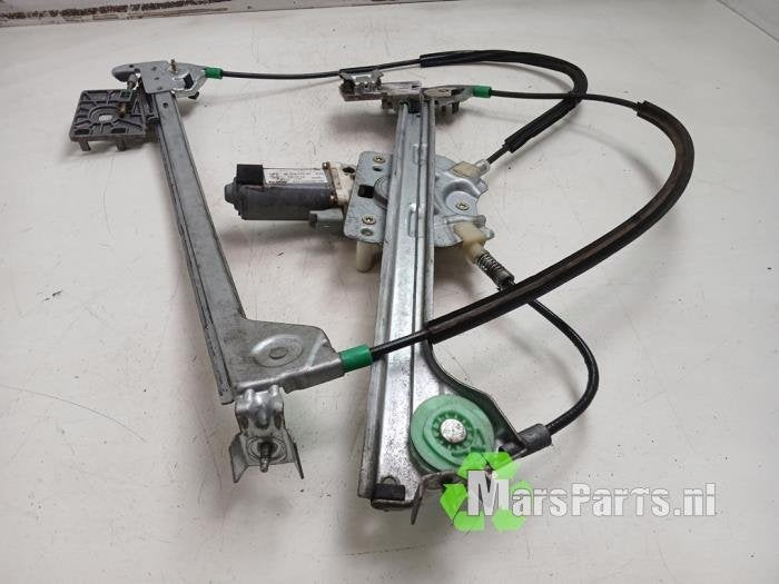 Ruitmechaniek 2Deurs links-voor van een Peugeot 206, Gebruikt, -, -, Ophalen of Verzenden