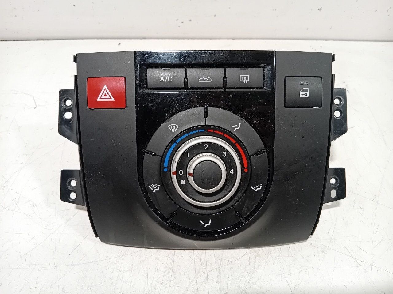 Bedieningspaneel kachel Kia Venga, Auto-onderdelen, Onderdelen@venauto.nl, Van der Ven Autorecycling B.V., Ettenseweg 76, 4706 PB Roosendaal, The Netherlands