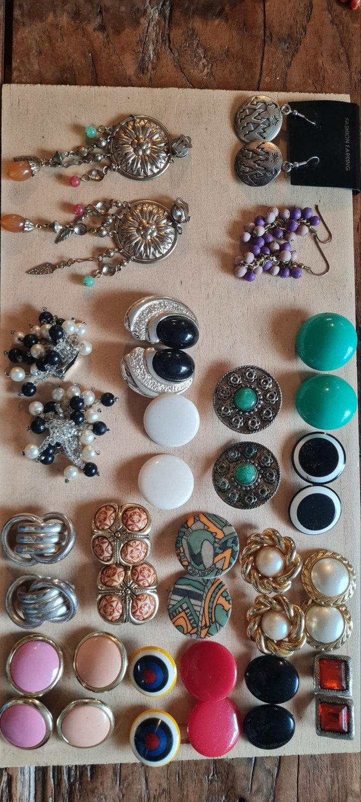 Vintage oorbellen collectie: clip&hanger diverse stijle, Overige materialen, Gebruikt, Overige kleuren, Met edelsteen