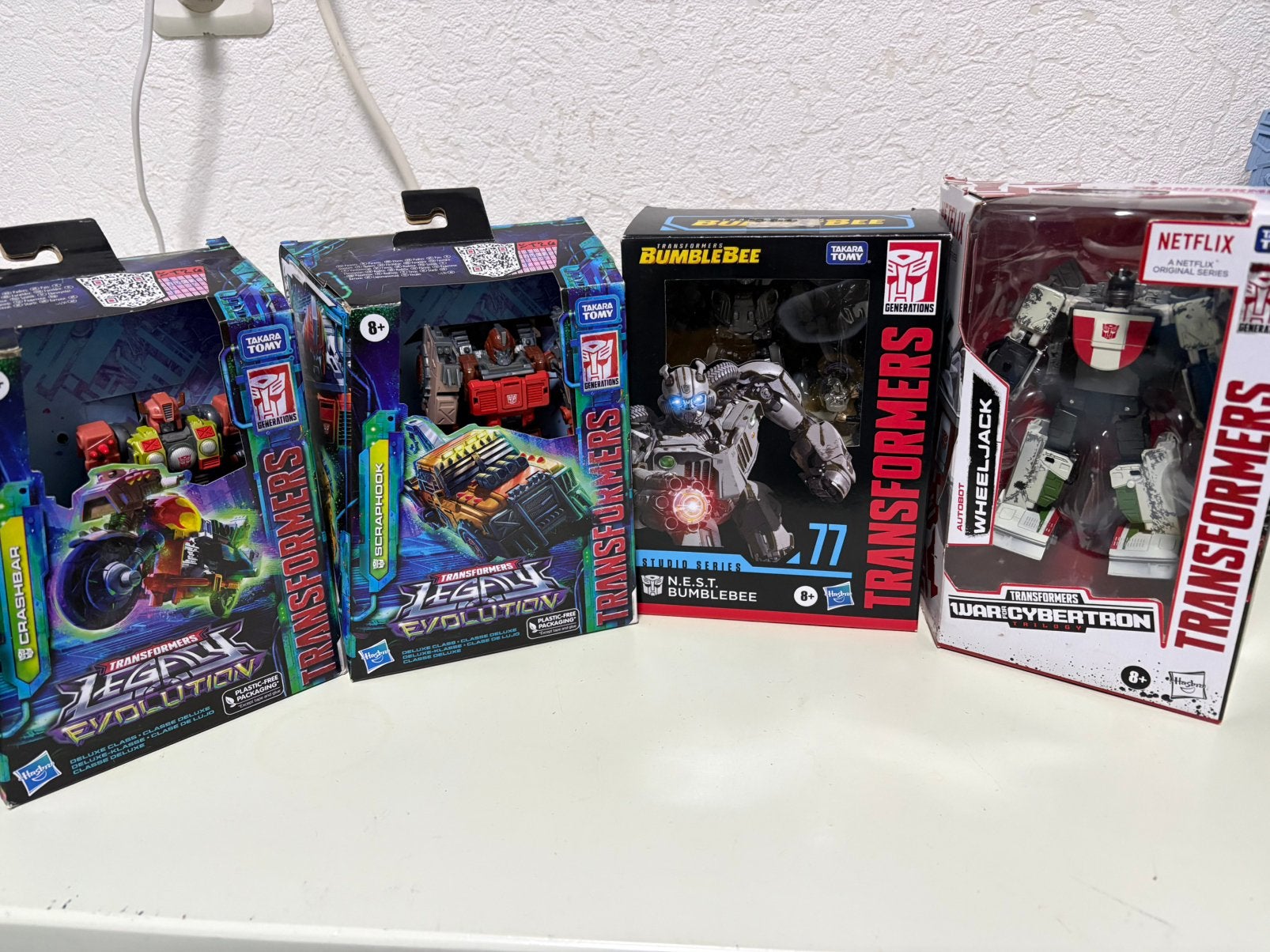 Transformers crashbar, scraphook ss bumblebee en wheeljack, Verzamelen, Overige generaties, Verzenden, Zo goed als nieuw