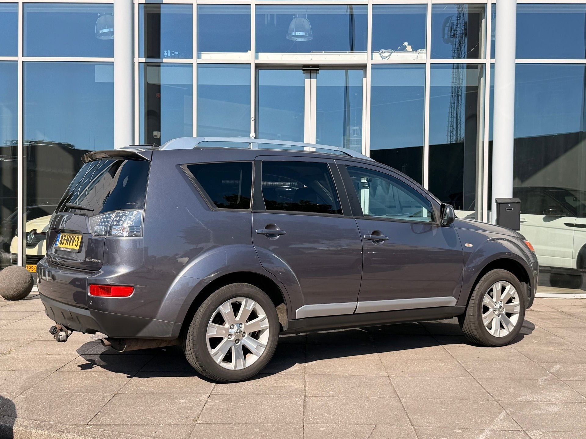 Mitsubishi Outlander 2.4 Inspire 2WD|Trekhaak|Pdc, Voorwielaandrijving, Huisgarantie, 4 cilinders, Met garantie (alle)
