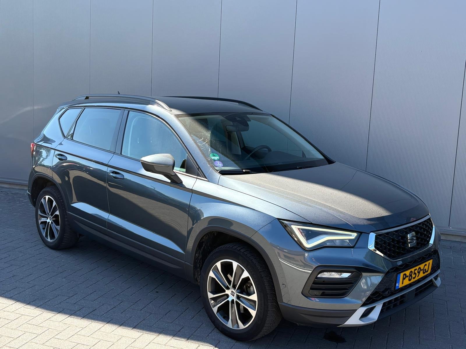 SEAT Ateca 1.5 TSI LPG/G3 Automaat Business Intense Trekhaak, Auto's, Seat, Dealer onderhouden, Euro 6, 4 cilinders, Bedrijf