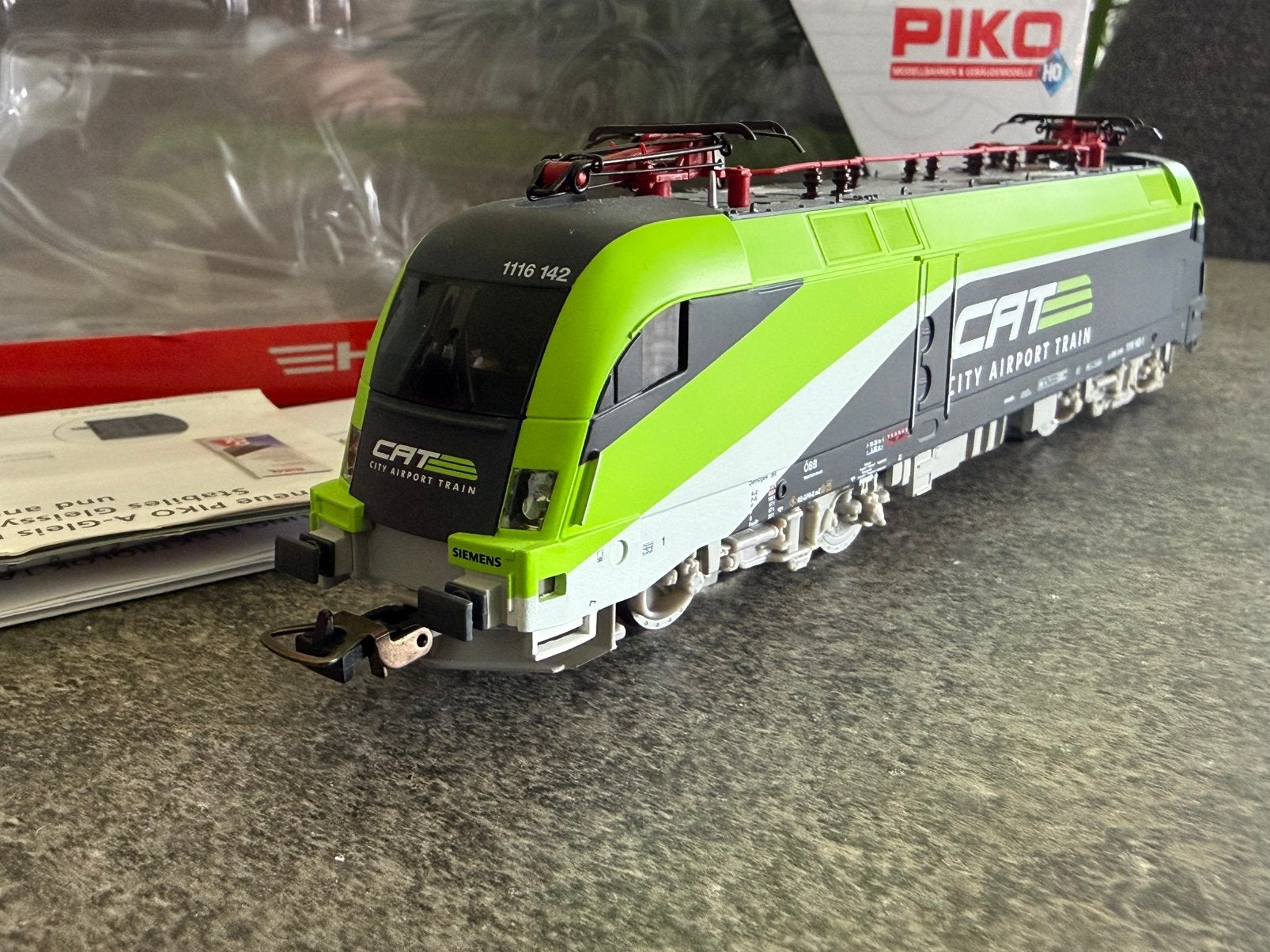Piko 57825 OBB CAT 1116 AC wisselstroom digitaal, Wisselstroom, Locomotief, Zo goed als nieuw, Piko