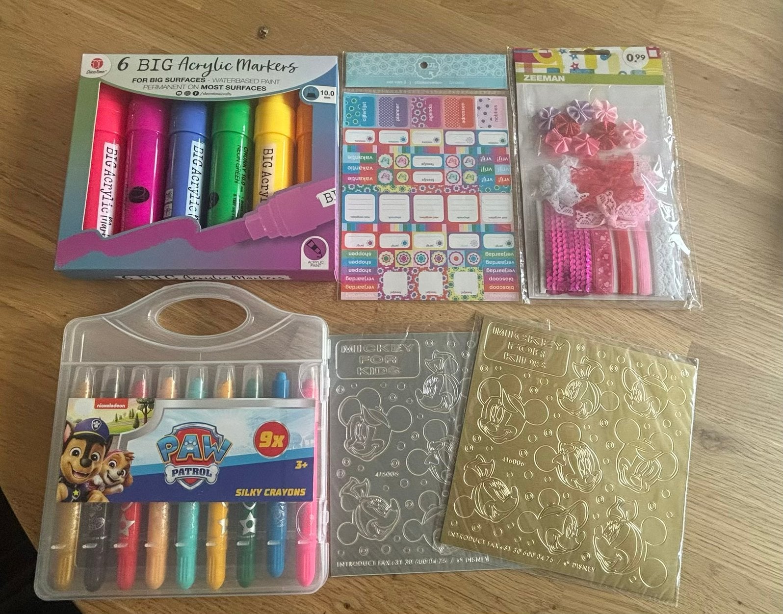 Knutselpakket: stiften, stickers, lintjes en meer!, Hobby en Vrije tijd, Overige thema's, Nieuw, Meerkleurig, Ophalen of Verzenden