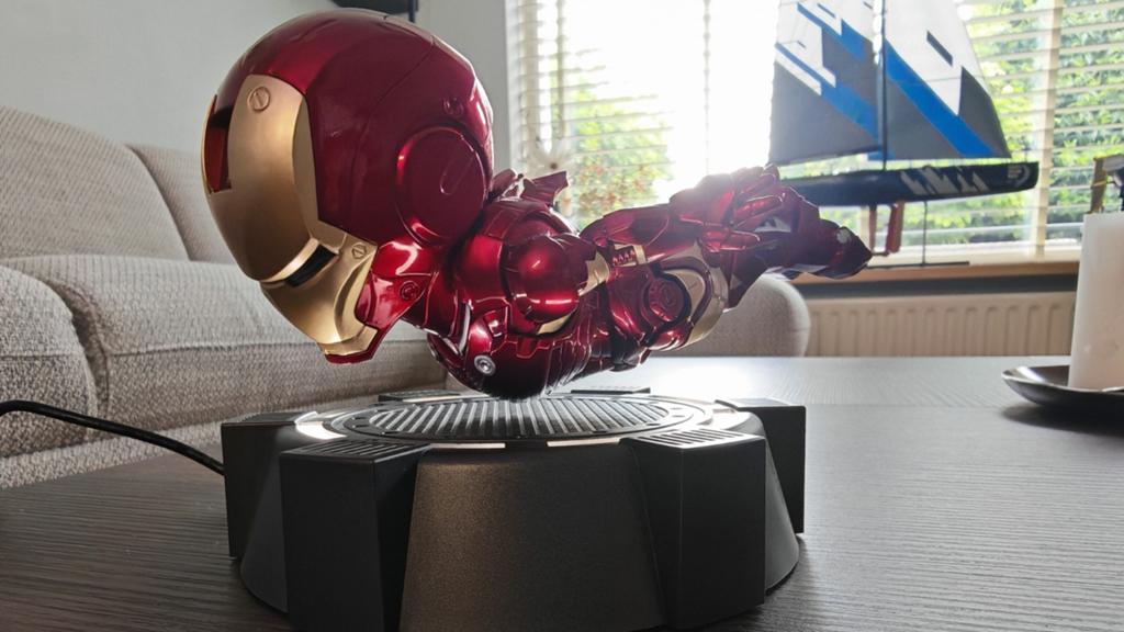 Iron Man | Magnetic Floating MK, Ophalen of Verzenden, Zo goed als nieuw