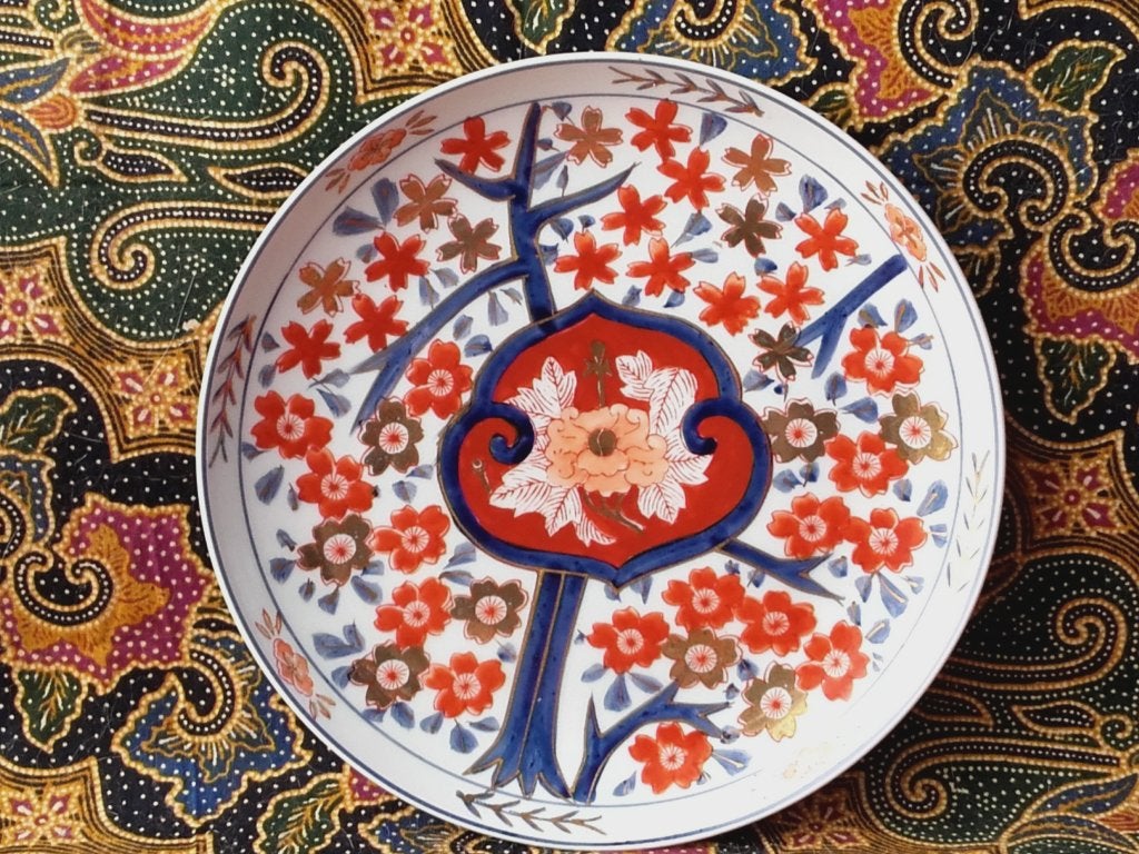 Mooi origineel vintage porselein bord uit China 19,5 cm., Ophalen of Verzenden