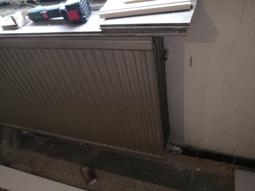 Foto 3 van radiator 4 plaats 75h x 175 cm, 6000 W