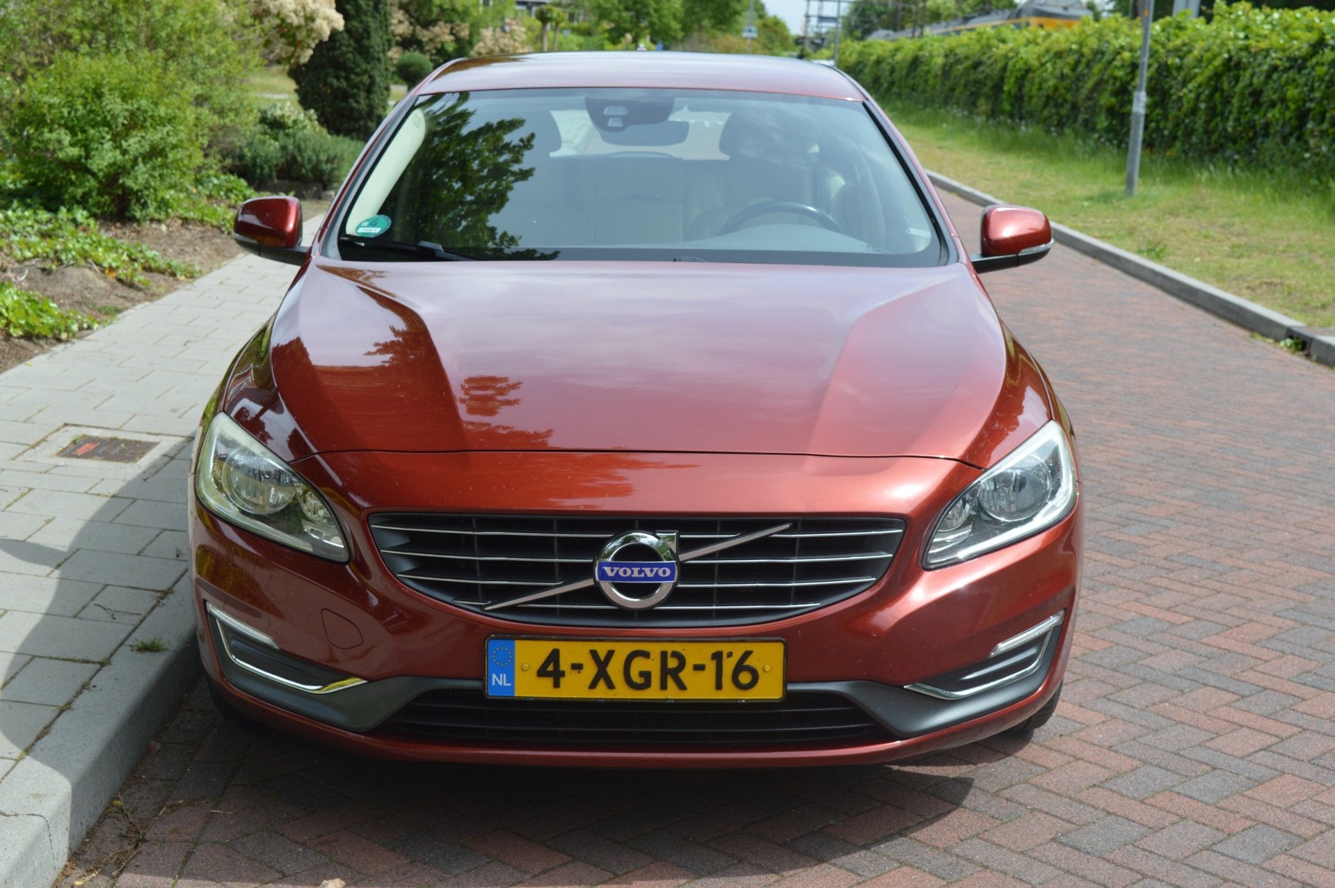 Volvo V60 2.0 D4 Summum ORG NL/NAP/trekhaak/leer, 1502 kg, 4 cilinders, Diesel, 168 €/maand