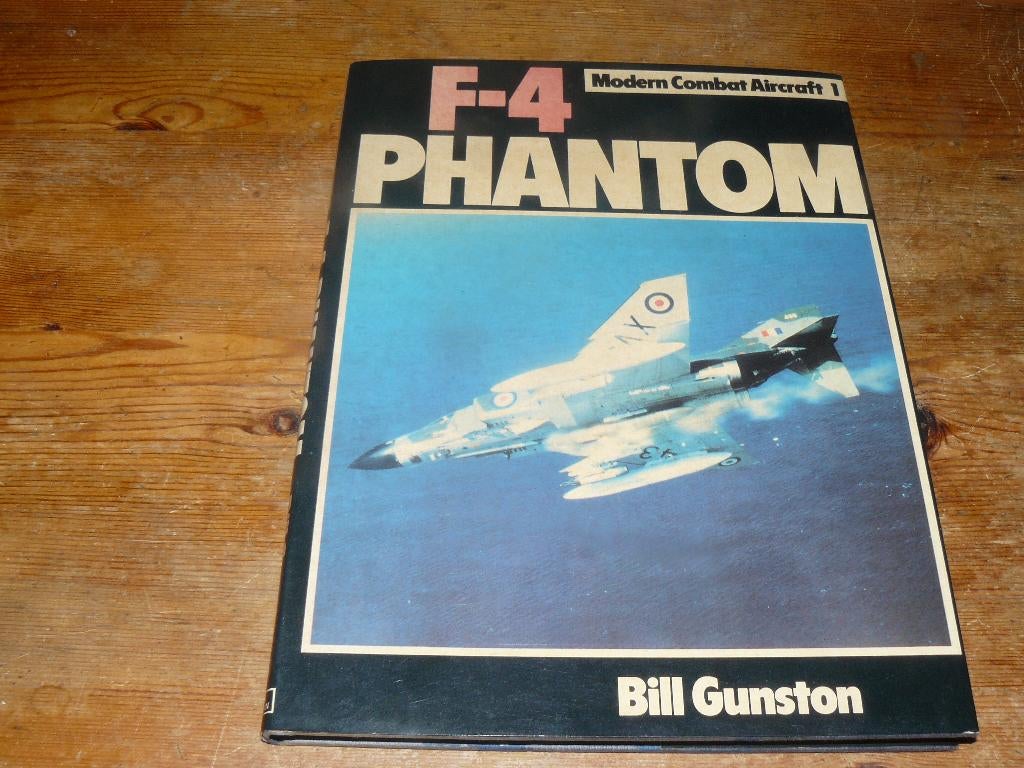 Bill Gunston : F-4 Phantom (USAF/ navy straaljager), Ophalen of Verzenden, Zo goed als nieuw, Boek of Tijdschrift