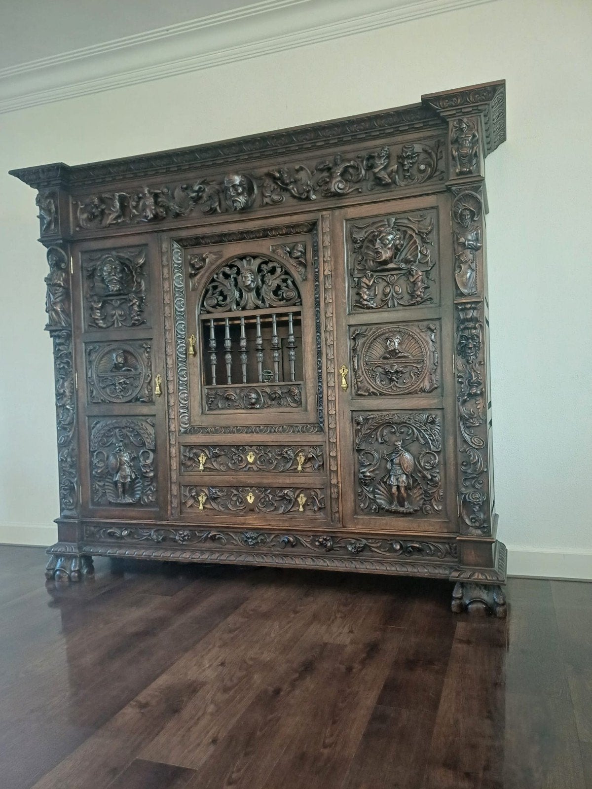 ANTIEKE RENAISSANCE KAST / BEELDENKAST, Ophalen of Verzenden
