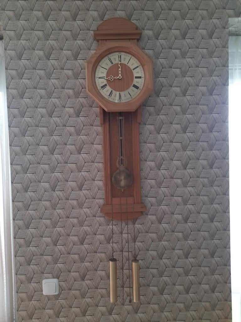 Elegante wandklok met slinger en gewichten, Antiek en Kunst, Ophalen