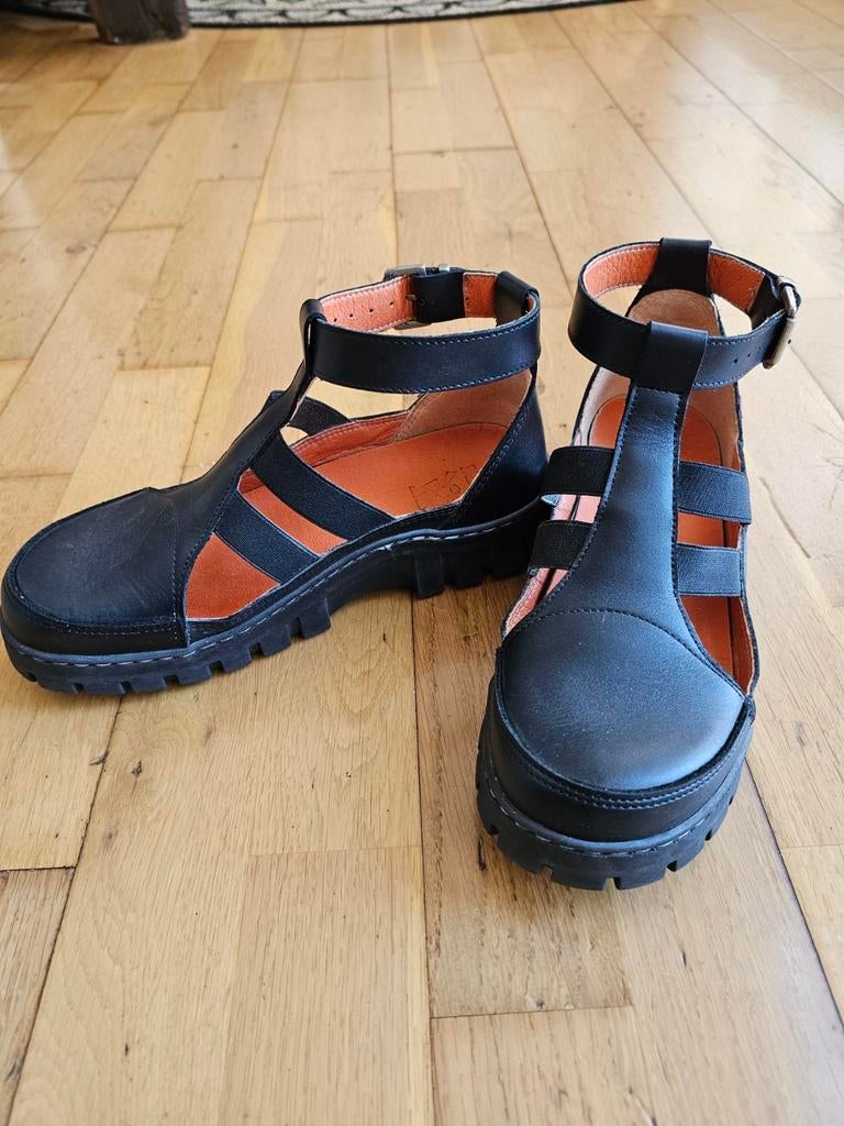 MAG Zwarte leren sandalen 38, Kleding | Dames, Schoenen, Zwart, MAG, Zo goed als nieuw, Sandalen of Muiltjes