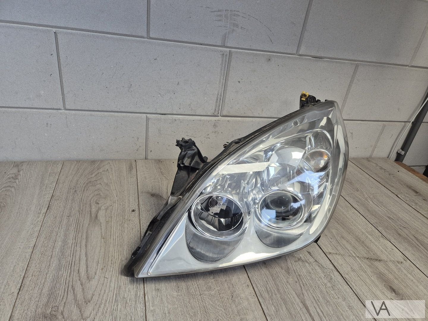 Koplamp xenon links Opel Vectra C 2005 - 2009 13170924 €200, Gebruikt, -, -, Opel