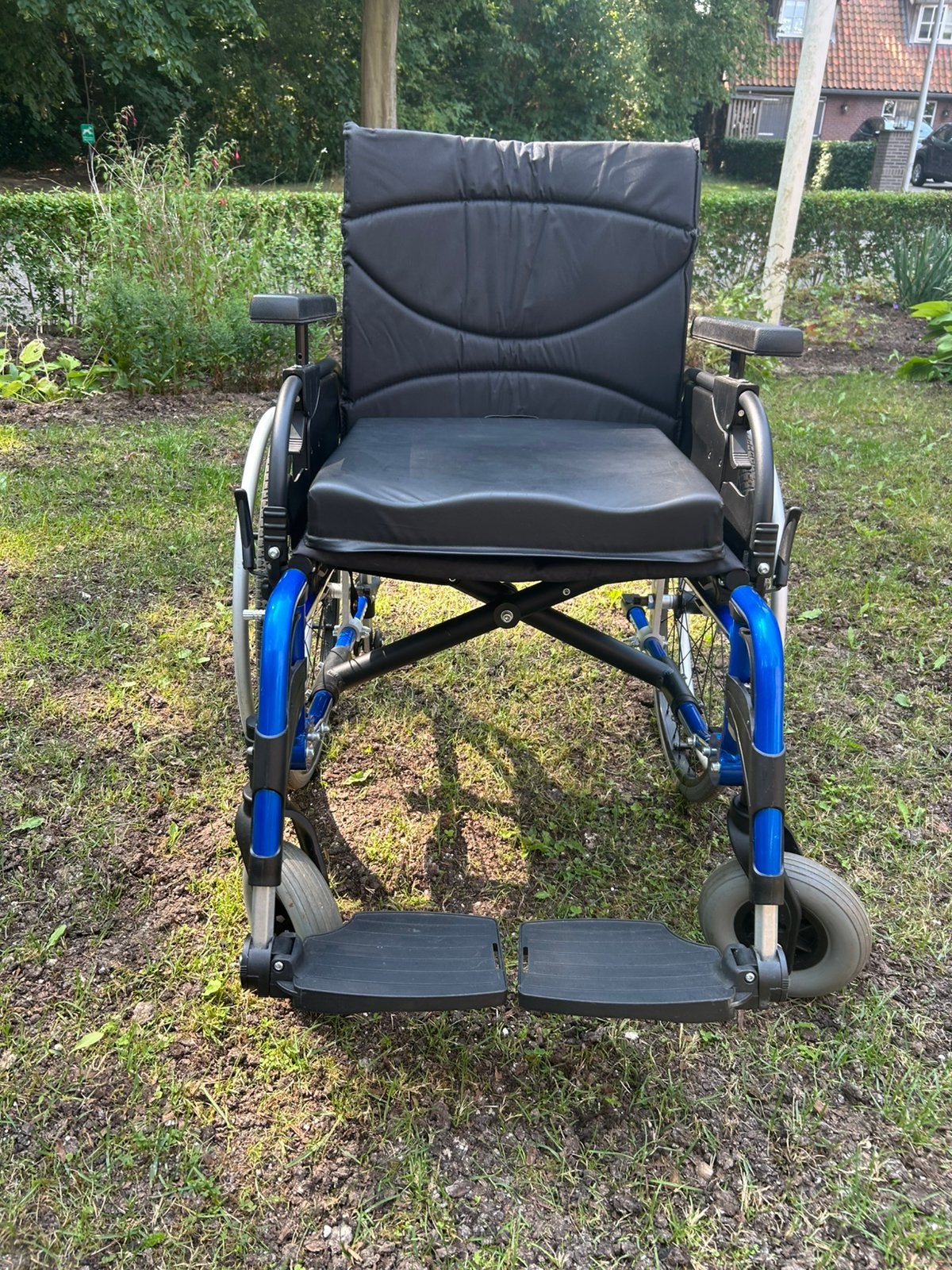 Bijna nieuwe Vermeiren V300 rolstoel., Diversen, Rolstoelen, Ophalen, Zo goed als nieuw, Duwrolstoel
