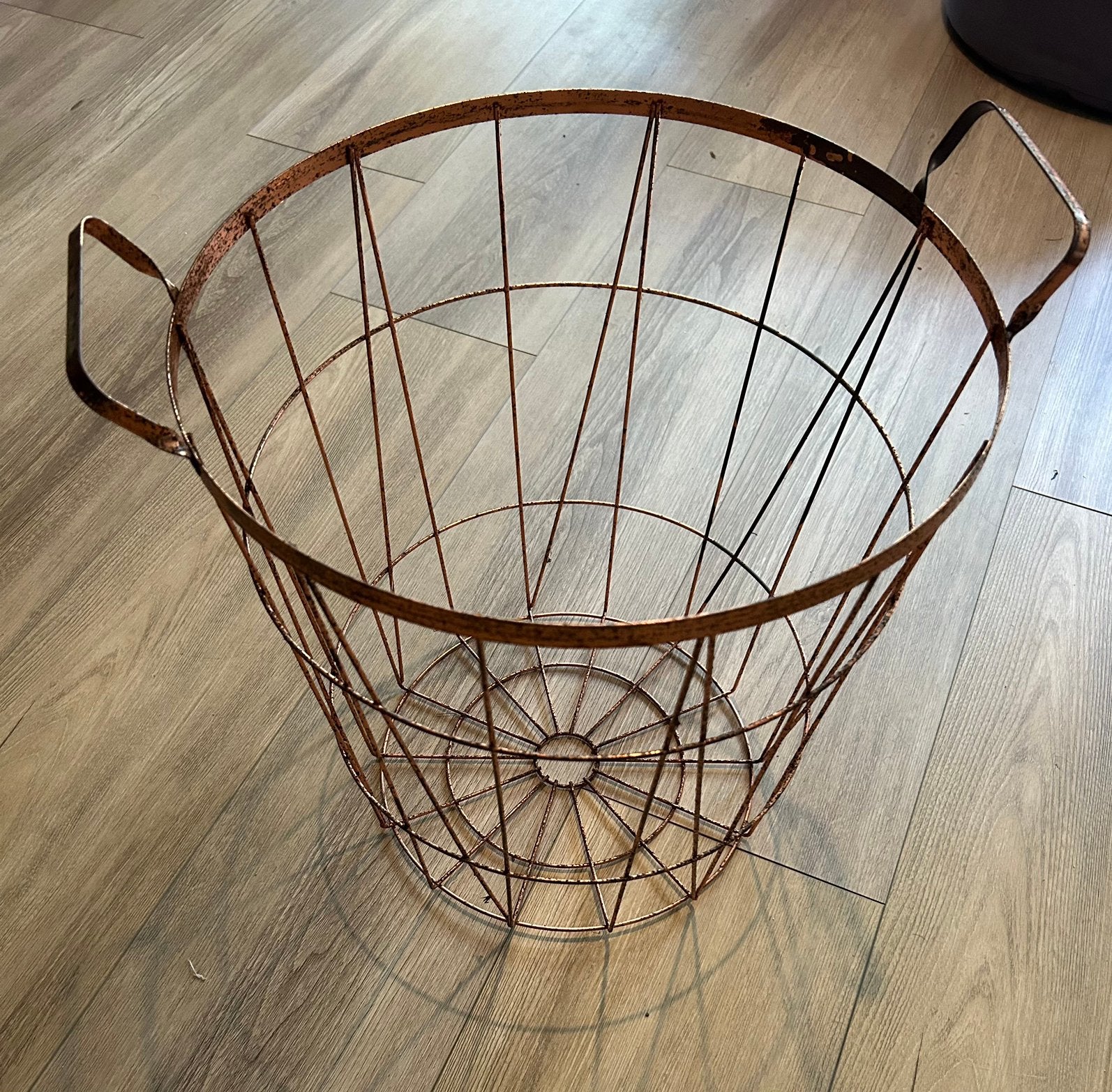 IJzeren houtmand 45cm hoog 40cm diameter, Ophalen of Verzenden, Gebruikt, Rond, Overige materialen