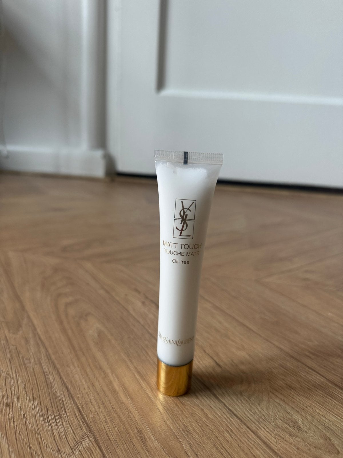 YSL Matt Touch Touche Mate Oil-free Primer 30ml, Sieraden, Tassen en Uiterlijk, Wit, Nieuw, Make-up, Verzenden