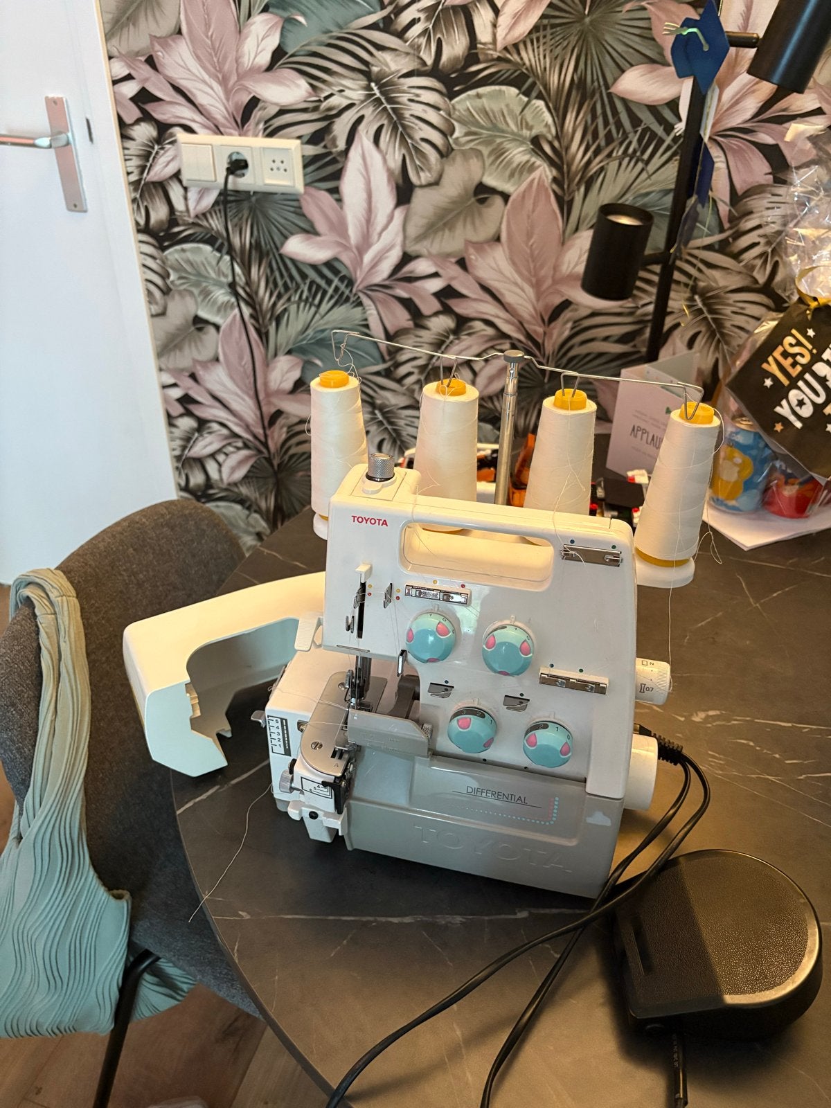 Toyota SL1T Lockmachine - Zo goed als nieuw, Ophalen, Zo goed als nieuw, Lockmachine, Overige merken
