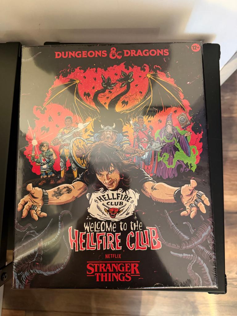 Dungeons & Dragons Stranger Things: Welcome to the Hellfire, Hobby en Vrije tijd, Gezelschapsspellen | Bordspellen, Nieuw, Drie of vier spelers
