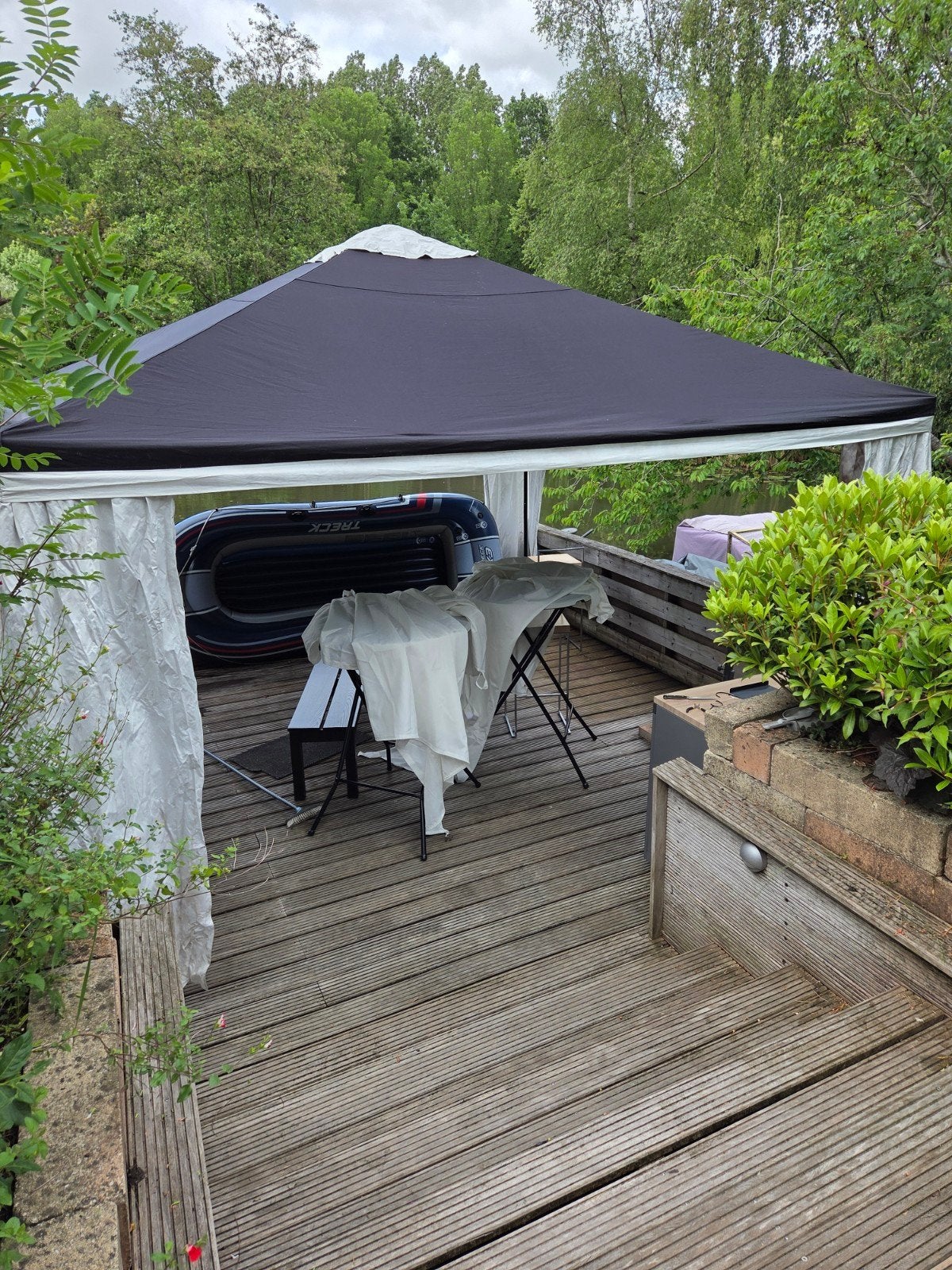 Partytent 4x4m met zijpanelen, verzwaringszakken en lampjes, Tuin en Terras, Partytenten, Ophalen, Minder dan 5 meter