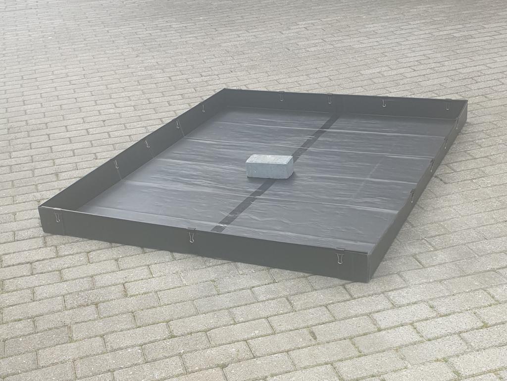 Coroplast bak, Dieren en Toebehoren, Knaagdieren en Konijnen | Hokken en Kooien, 110 cm of meer, Zo goed als nieuw, Konijn, Ren
