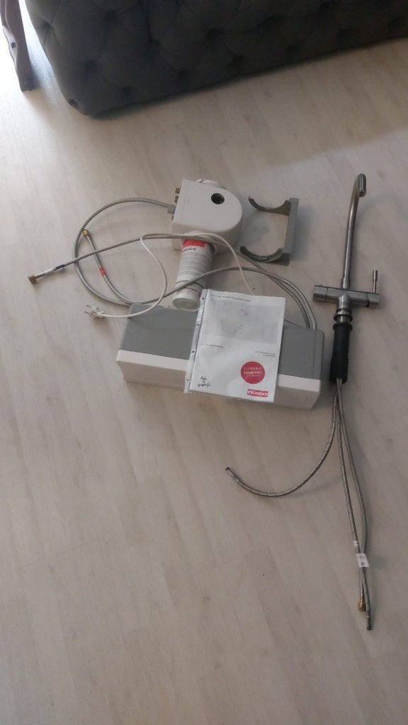 Franke kokendwaterkraan met installatiehandleiding, Huis en Inrichting, Ophalen, Minder dan 50 cm, Gebruikt, Minder dan 25 cm