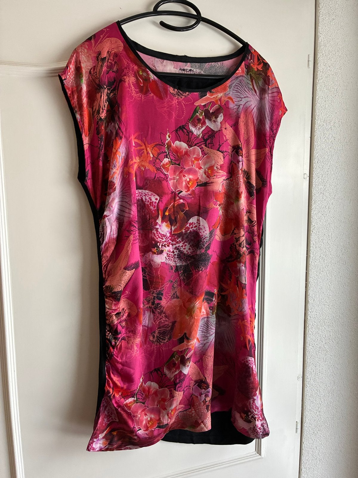 Marc Cain tuniek met bloemenprint - Maat 42, Maat 42/44 (L), Ophalen of Verzenden, Zo goed als nieuw, Roze