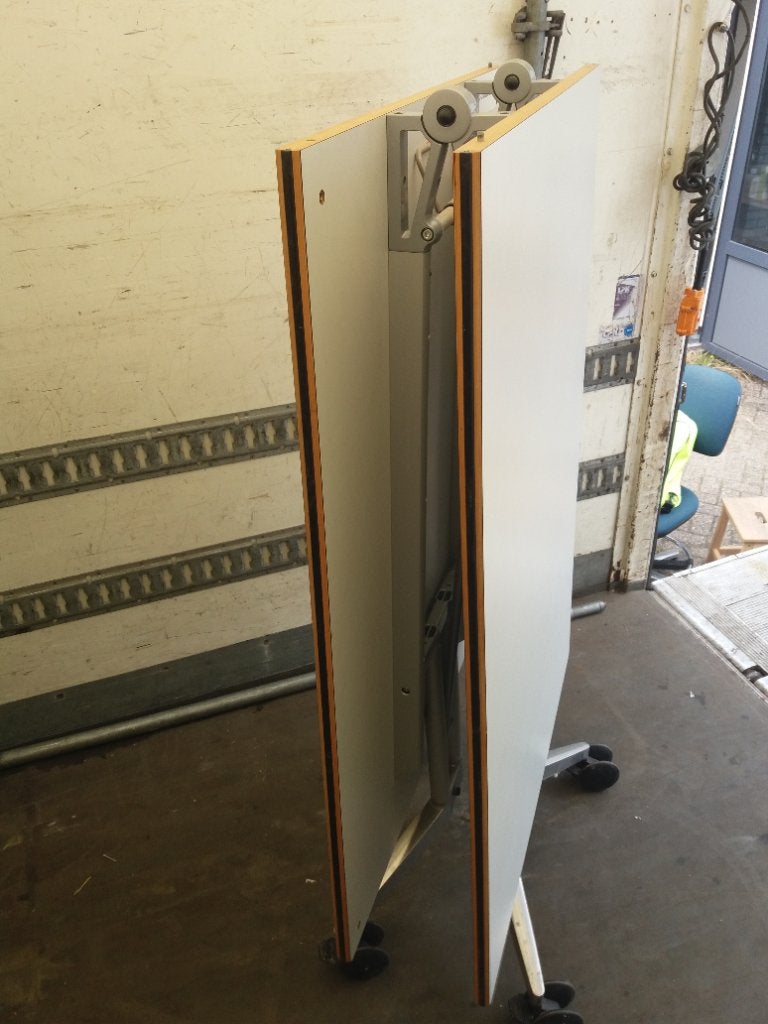 Wilkhahn Confair is een mobiel, klap-/vouwbaar l ..., Ophalen, Zo goed als nieuw, 75 cm of meer, Modern