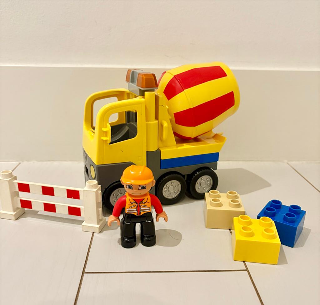 Duplo Betonmixer met bouwvakker en accessoires, Kinderen en Baby's, Speelgoed | Duplo en Lego, Gebruikt, Ophalen of Verzenden
