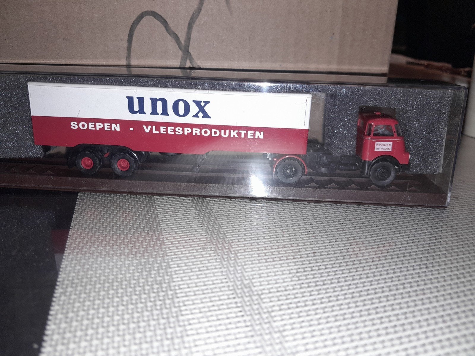 DAF Koffer-SZ "Unox" modelauto - Art.Nr. 85212, Ophalen of Verzenden, Zo goed als nieuw, Overige merken