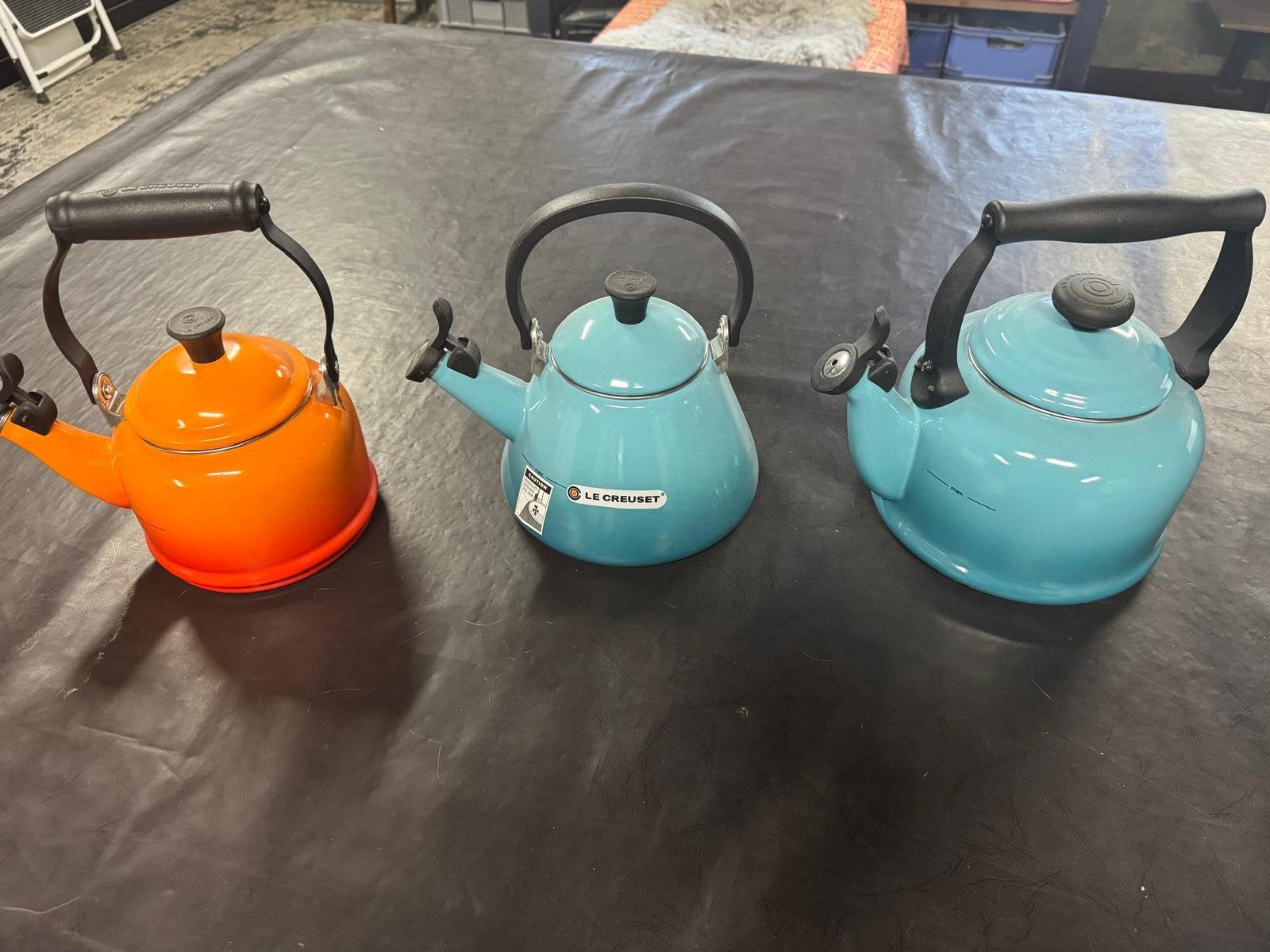 3 fluitketels verschillende inhoud, Ophalen