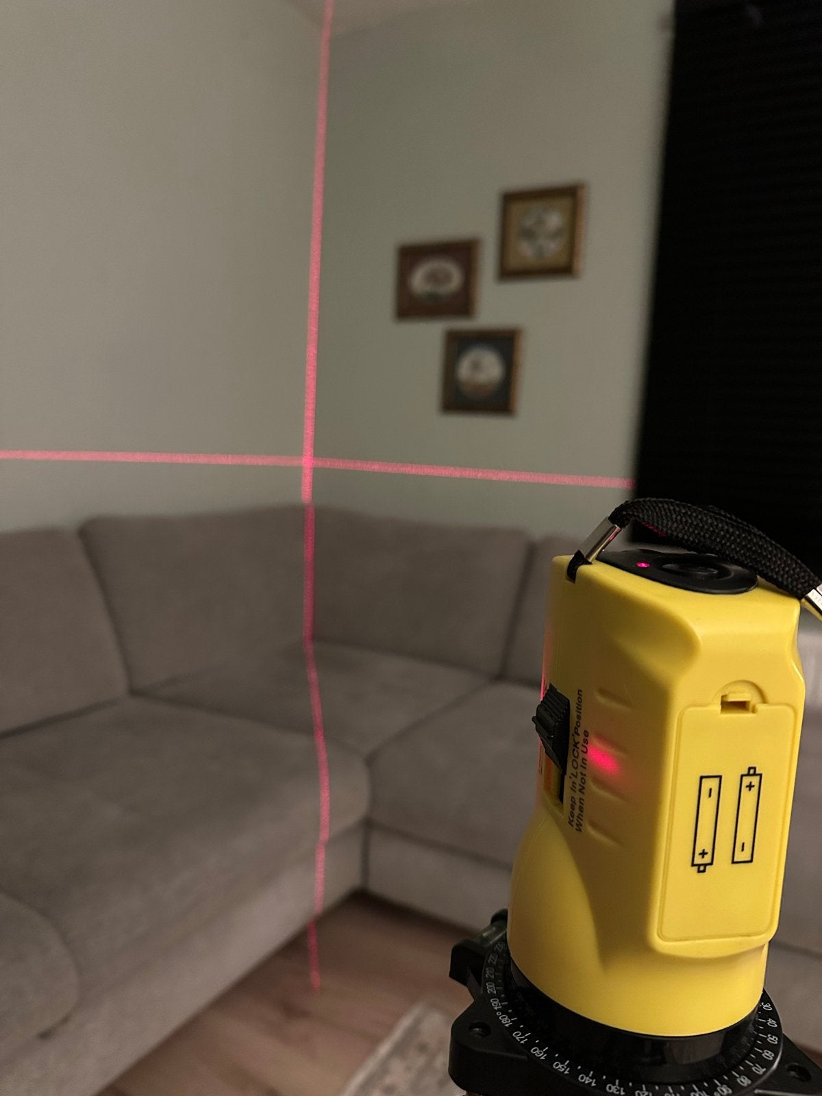 Top Craft Zelfnivellerende Laserwaterpas met Statief, Ophalen, Zo goed als nieuw, Licht