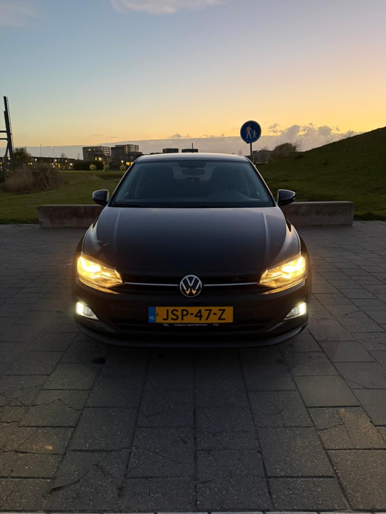 Volkswagen Polo 1.0 TSI 110pk Dsg-7 2021 Grijs, Auto's, Volkswagen, 1100 kg, Polo, Hatchback, 5 stoelen