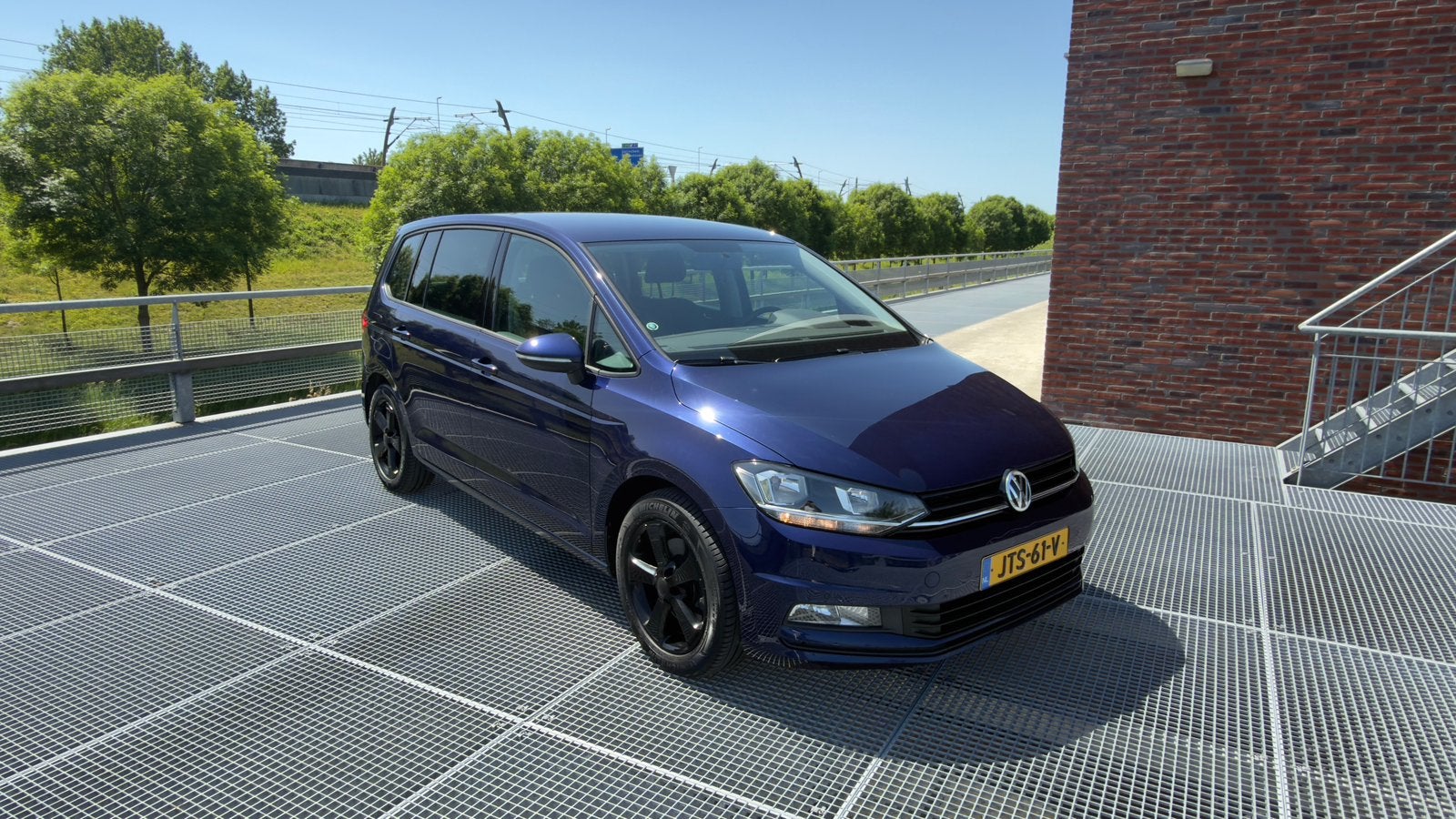 Volkswagen Touran 1.4 TSI 150PK CLIMA/PDC/6-Bak/MFS, Voorwielaandrijving, 4 cilinders, Blauw, 1395 cc